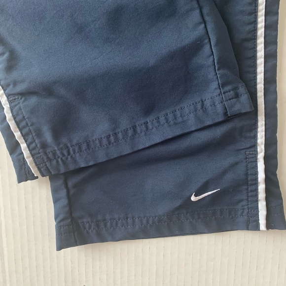 Nike women’s blue wide leg capris pants size Small - Picture 4 of 5